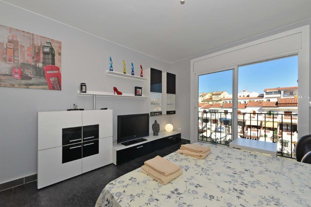 D-Lux Studio Apartment Empuriabrava Bagian luar foto