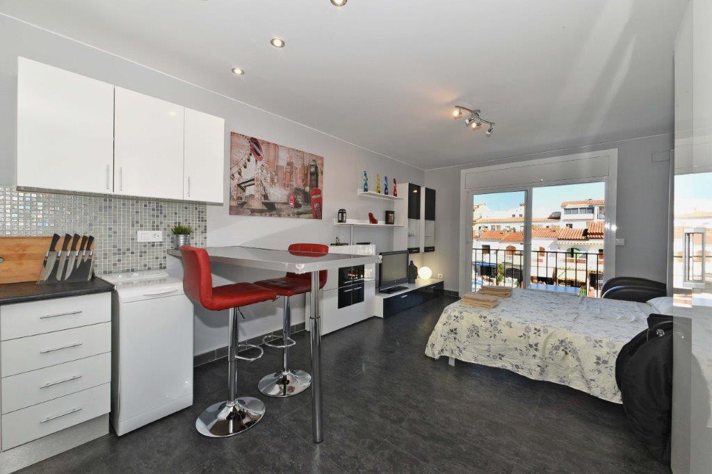 D-Lux Studio Apartment Empuriabrava Bagian luar foto